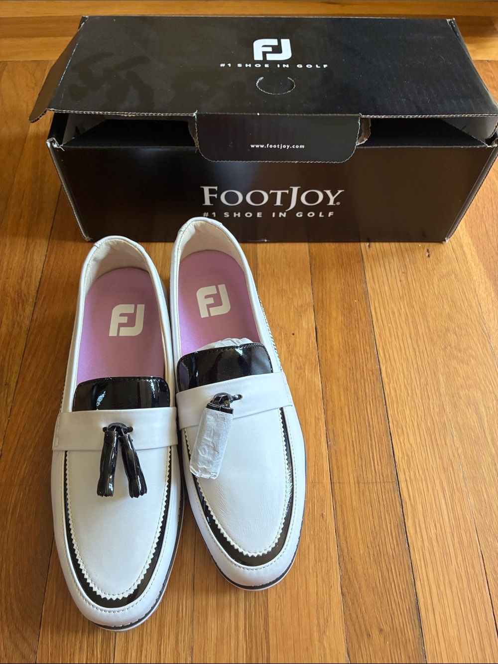 FootJoy White and Black Tassel Driving Loafers size 8 W